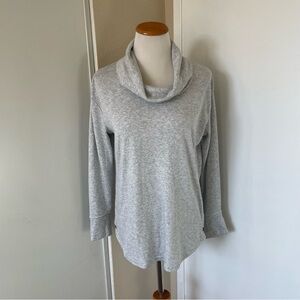 5 FOR $25 SALE 💗 Cowl Neck Long Sleeve Tunic Top